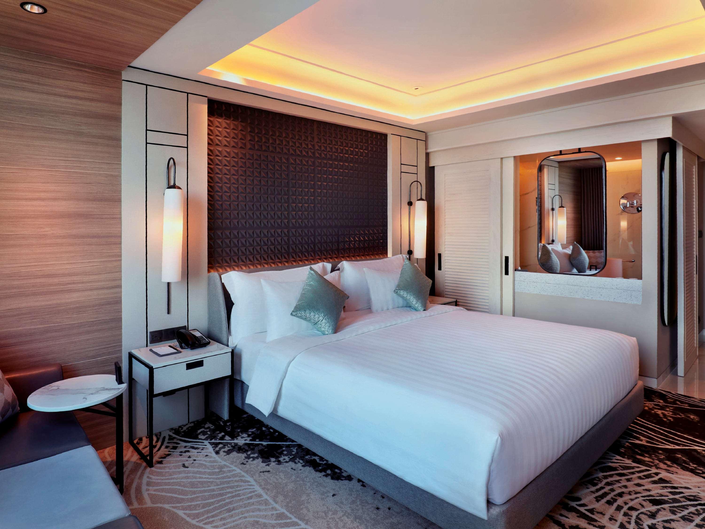 Movenpick Surabaya City Habitación foto